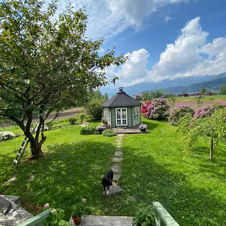 Downtown And Rural, Walking Distance To Center *